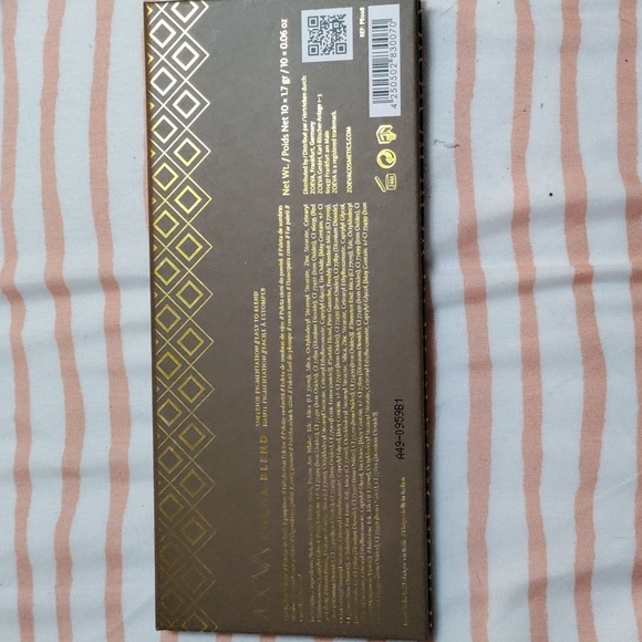 Zoeva cocoa blend eyeshadow palette - Picture 4 of 4